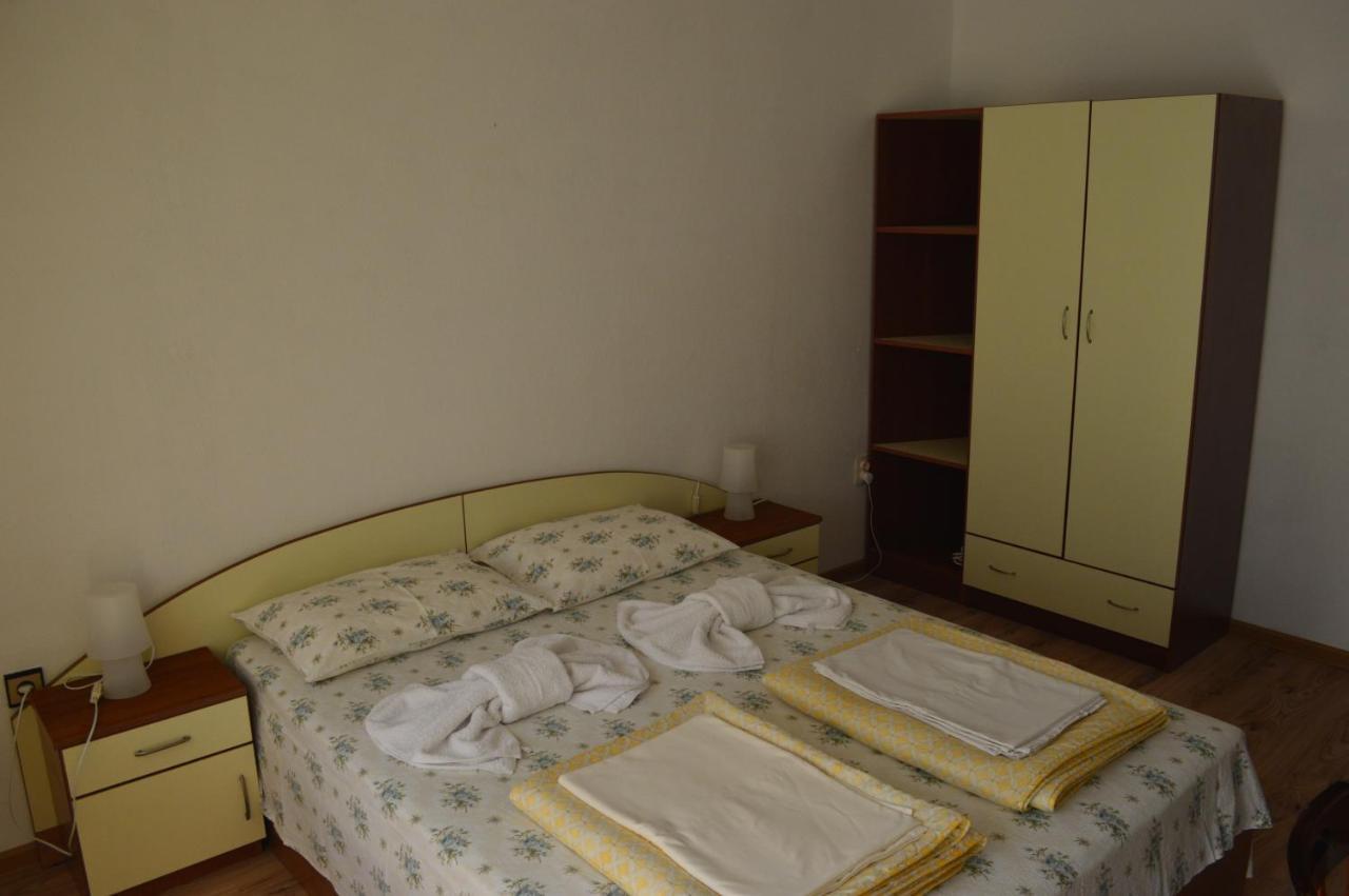 Yanis Černomorec Exterior foto