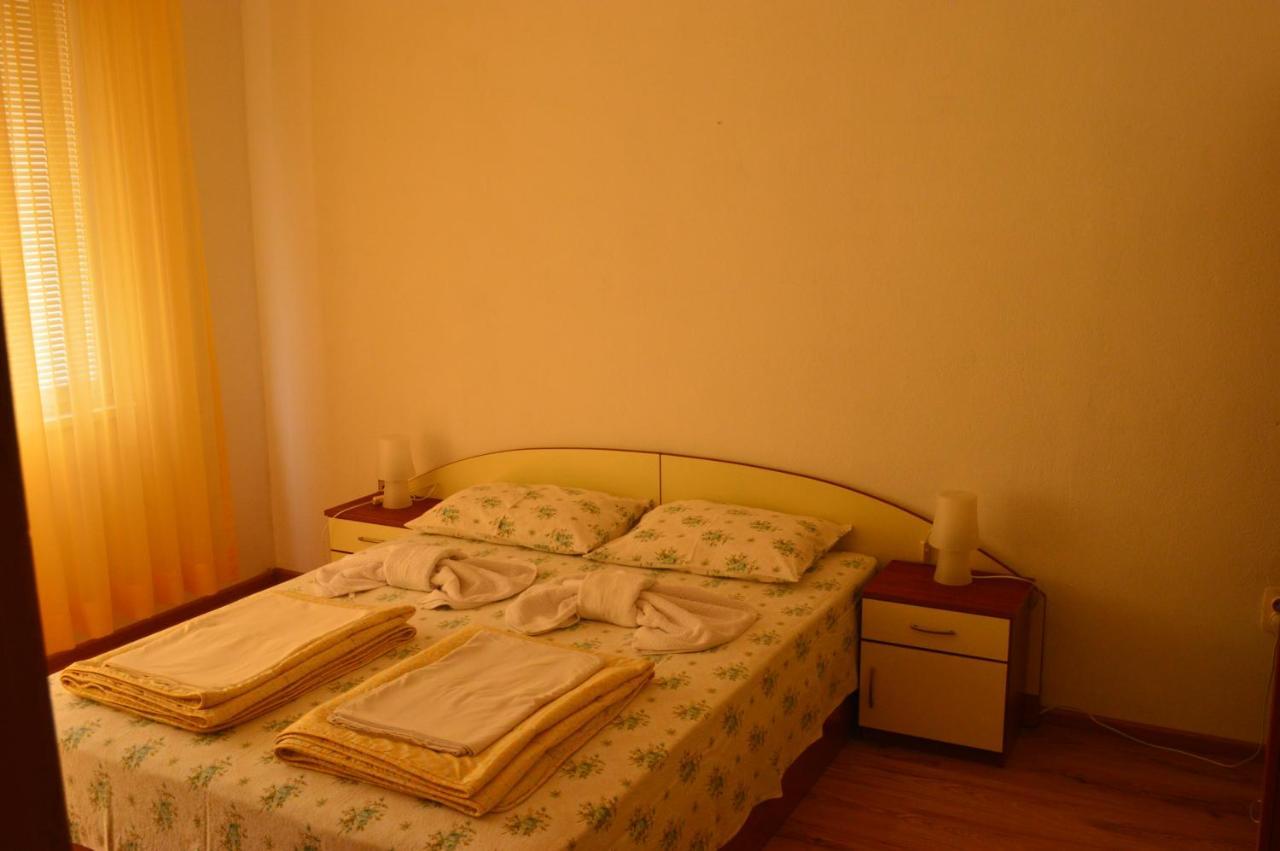 Yanis Černomorec Exterior foto