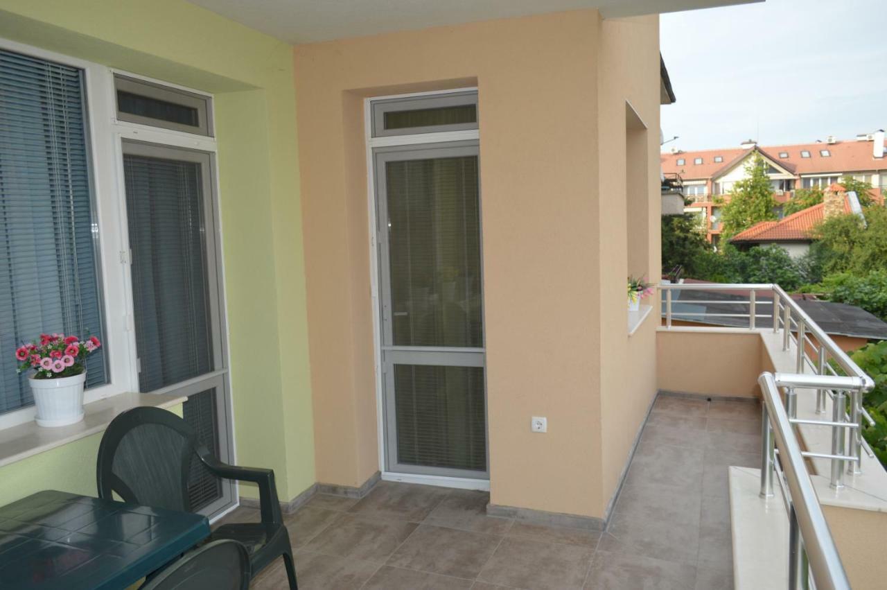 Yanis Černomorec Exterior foto